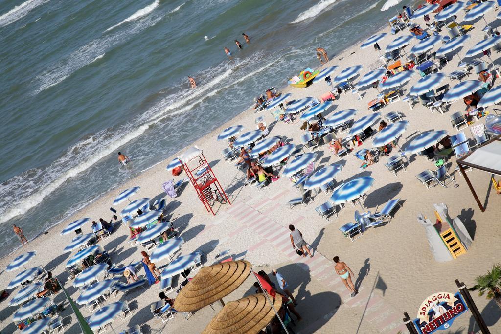 Abbazia Club Hotel Маротта Екстер'єр фото